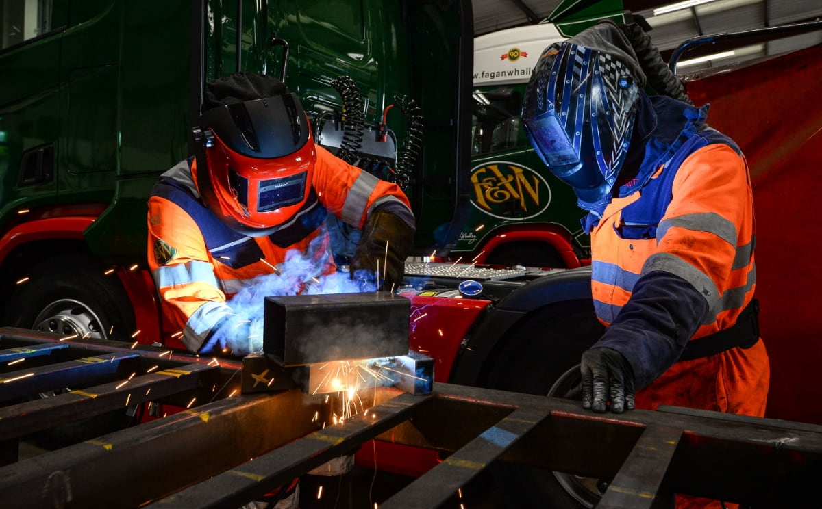 Hgv mechanic at fagan & whalley|hgv mechanic|hgv mechanic eddie blake